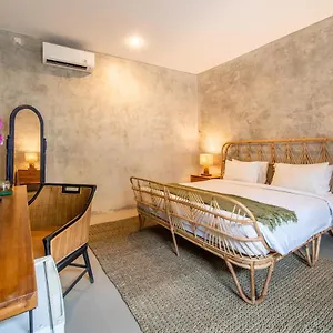 3* Hotel Little Boutique - 30m From