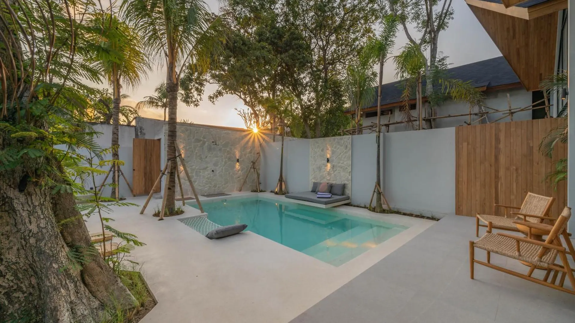 Villa Bayu - Ultimate Luxurious Escape 3Br Close To The Beach Canggu  Canggu (Bali)