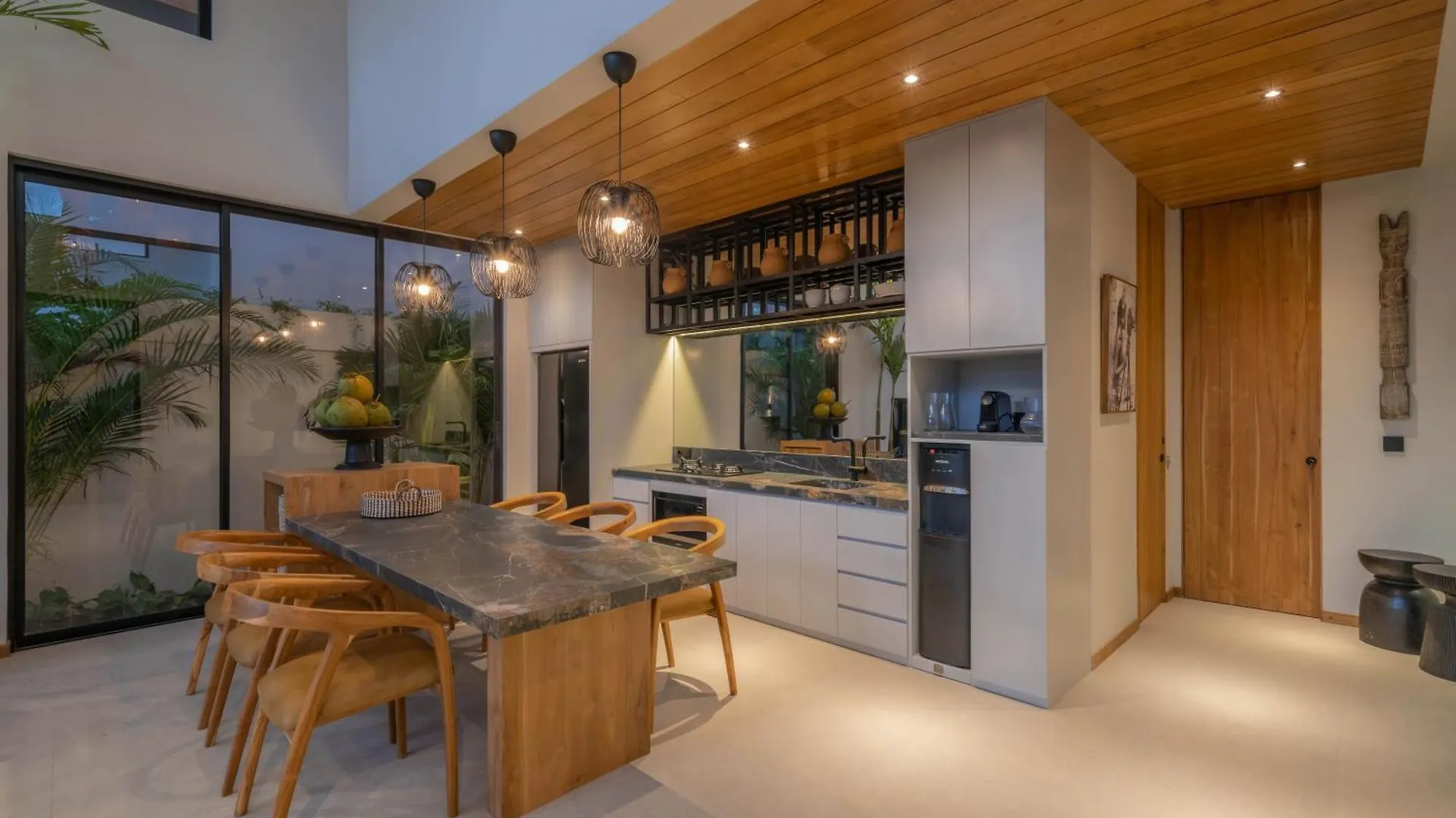 Villa Bayu - Ultimate Luxurious Escape 3Br Close To The Beach Canggu  0*, Canggu (Bali) Indonesia