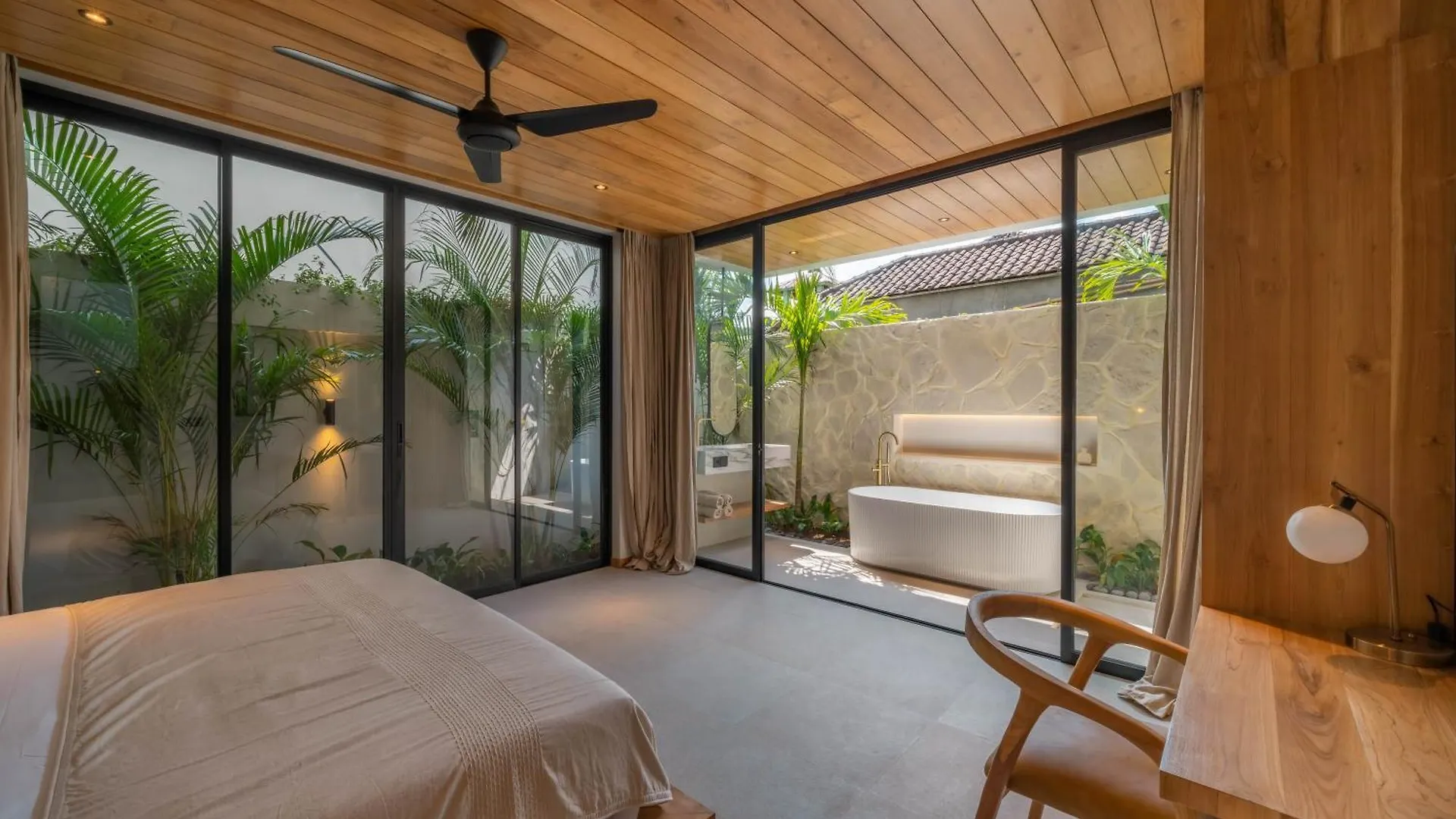 Villa Bayu - Ultimate Luxurious Escape 3Br Close To The Beach Canggu