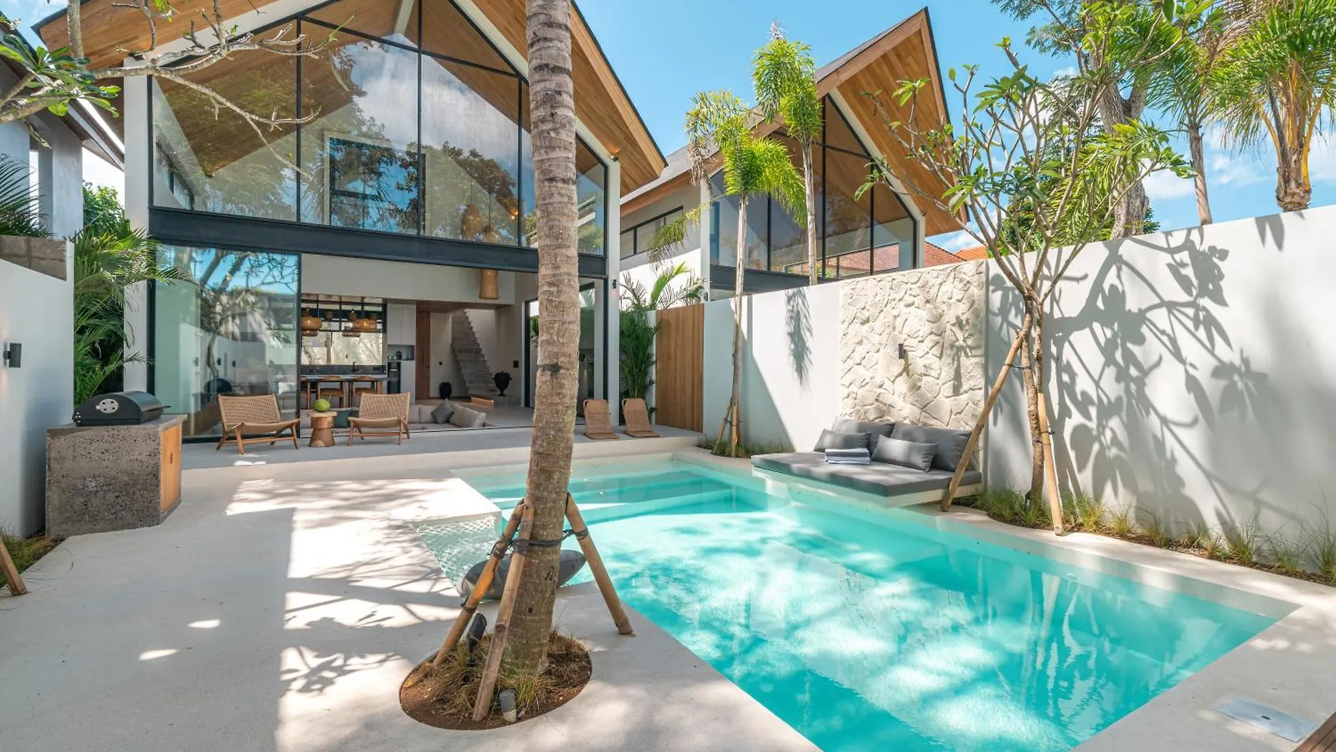 Villa Bayu - Ultimate Luxurious Escape 3Br Close To The Beach Canggu
