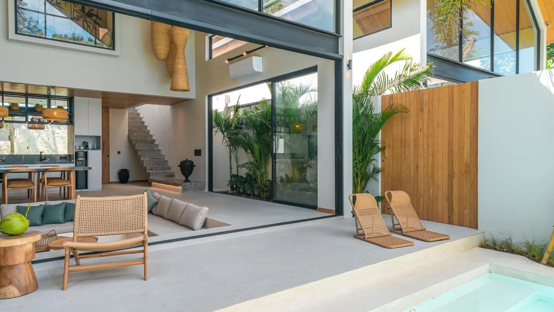 Villa Bayu - Ultimate Luxurious Escape 3Br Close To The Beach Canggu