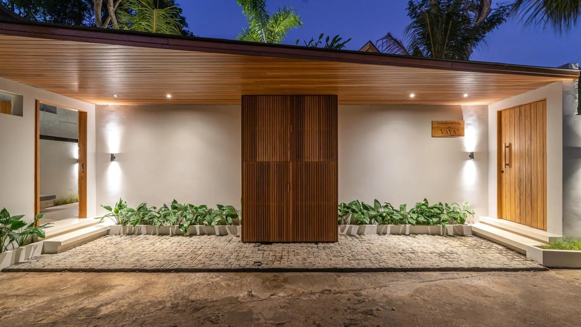 Villa Bayu - Ultimate Luxurious Escape 3Br Close To The Beach Canggu   Canggu (Bali)