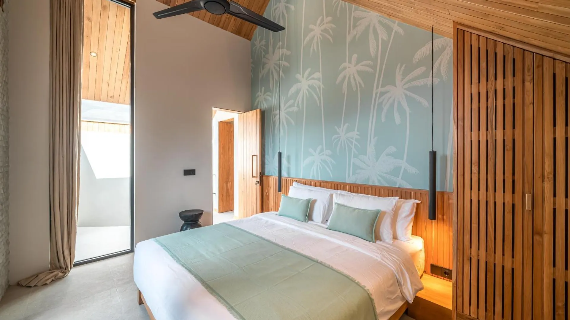 Villa Bayu - Ultimate Luxurious Escape 3Br Close To The Beach Canggu